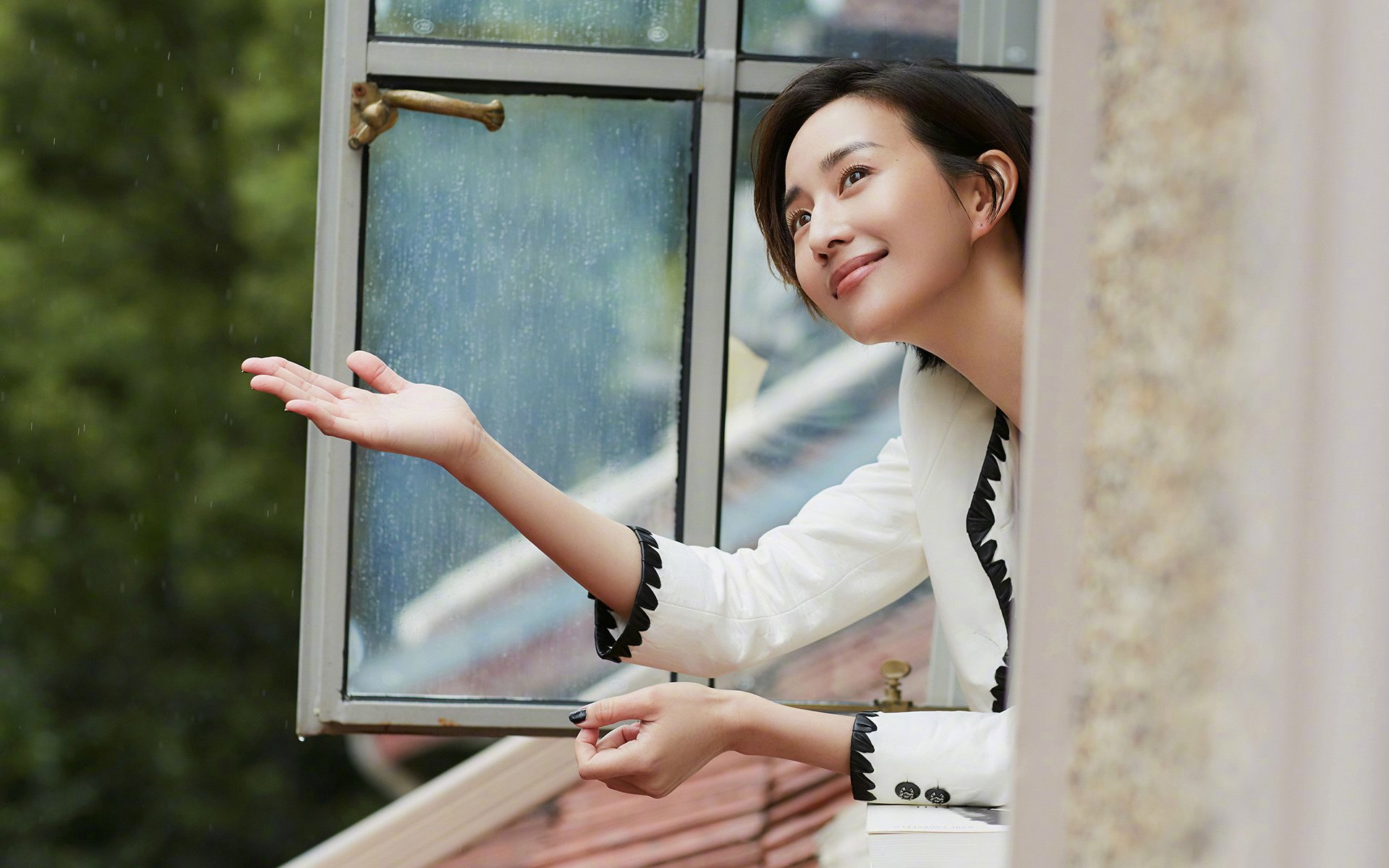 各国球迷齐聚欧冠赛场，激情四溢，各国欧冠名额分配